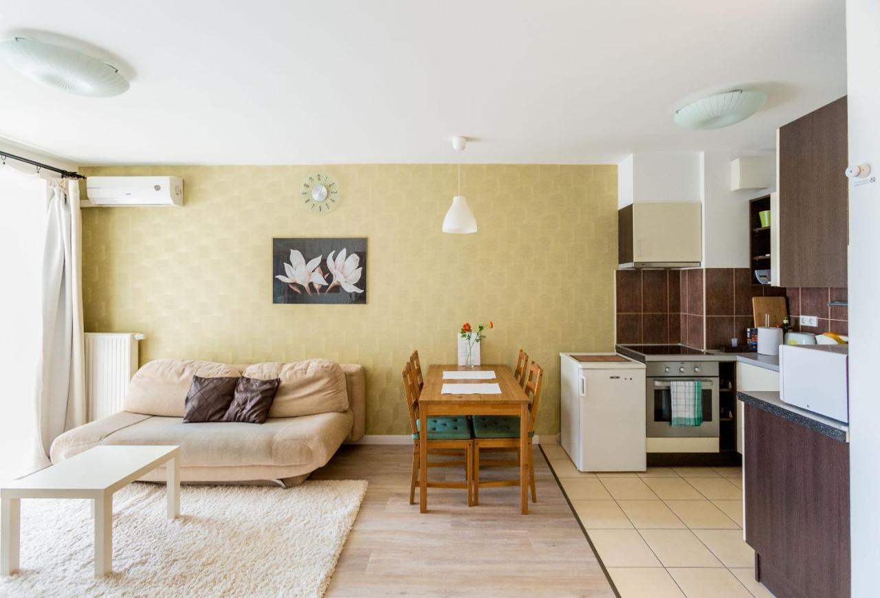 Mentha Apartments Deluxe - Mad بودابست المظهر الخارجي الصورة