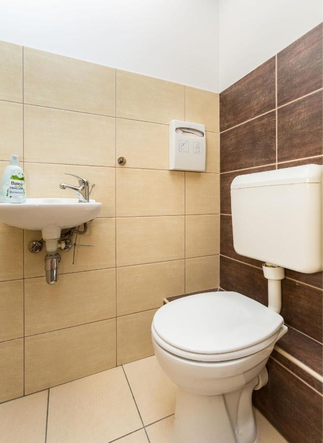 Mentha Apartments Deluxe - Mad بودابست المظهر الخارجي الصورة