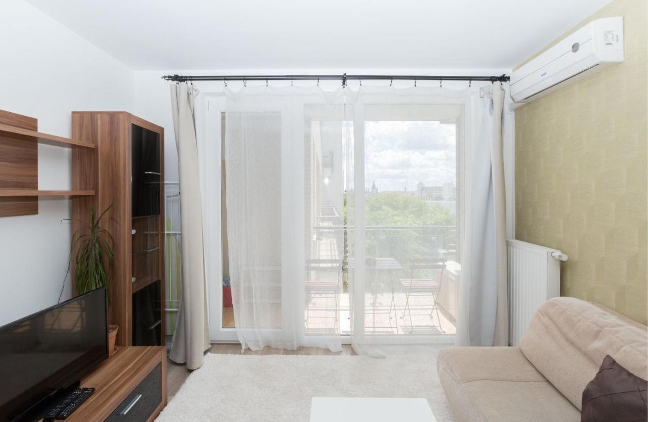 Mentha Apartments Deluxe - Mad بودابست المظهر الخارجي الصورة