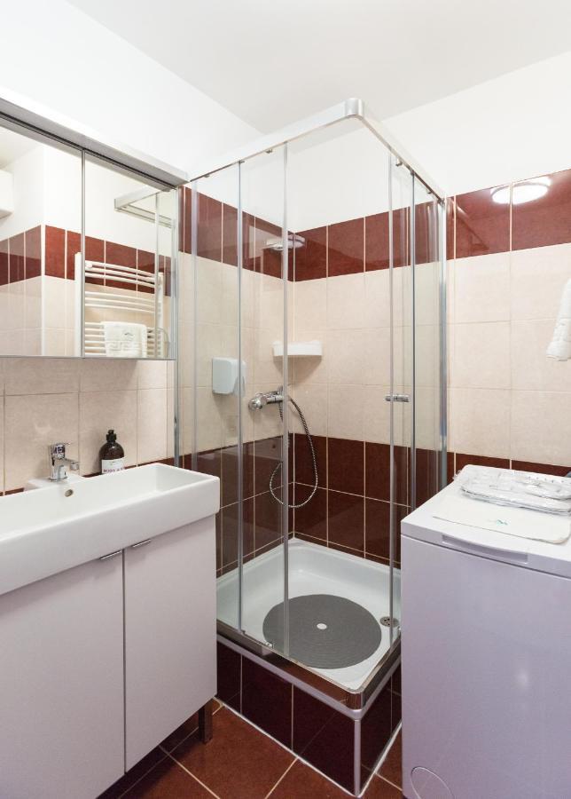 Mentha Apartments Deluxe - Mad بودابست المظهر الخارجي الصورة