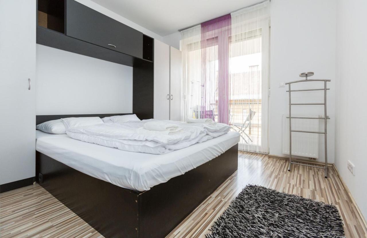 Mentha Apartments Deluxe - Mad بودابست المظهر الخارجي الصورة